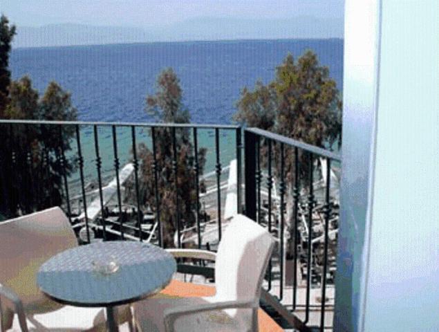 Отель Thalassa Лутра-Эдипсу Экстерьер фото
